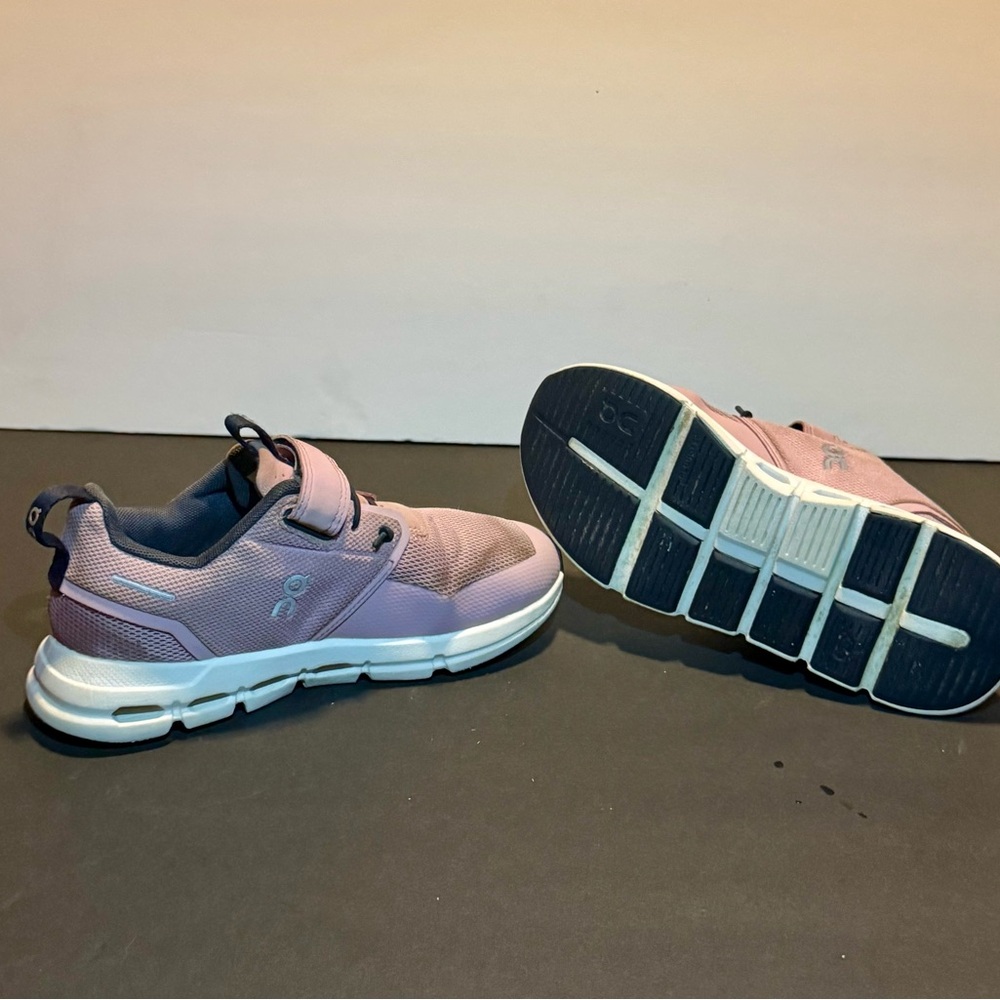 Kids Pink Sneakers with Velcro Strap